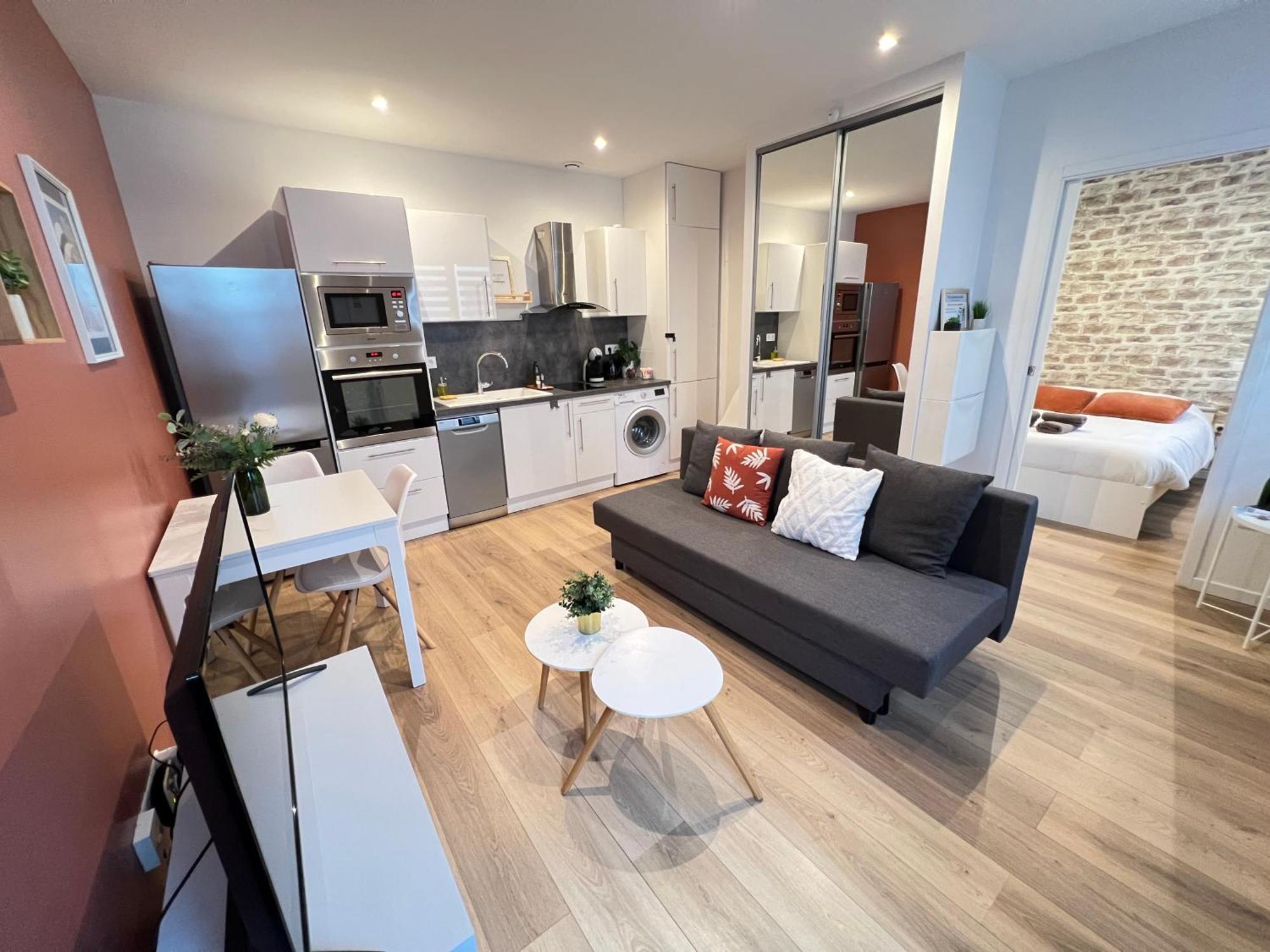Apartamento Le Rémois - CENTRE - Cour privative - WIFI Reims Exterior foto